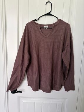 BKE Dusty Mauve Waffle V-Neck Sweater